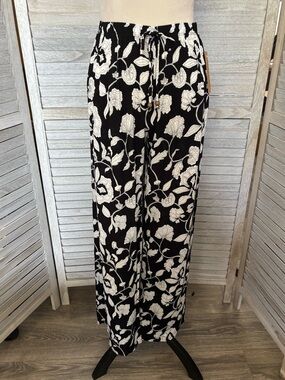 NWT Maxine Nichols Women’s SZ XL Floral Palazzo Pants Black+White Floral Pattern
